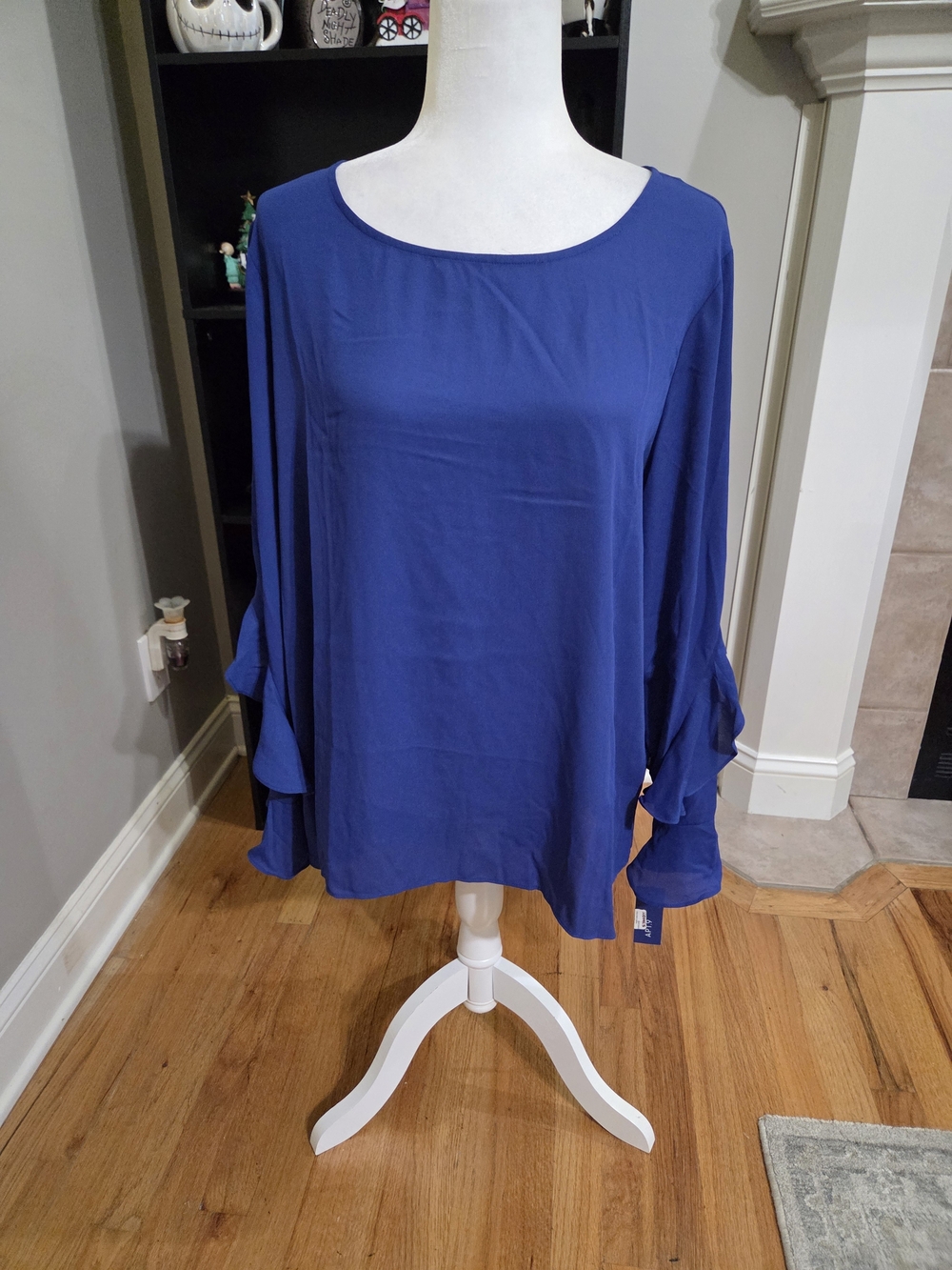 Apt. 9 Royal Blue Ruffle Sleeve Blouse